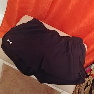 NWOT Under Armour shorts